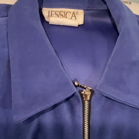 PTP 20 inches length 22” gorgeous, blue, zipper closure, removable shoulder pads - Picture 3 of 10